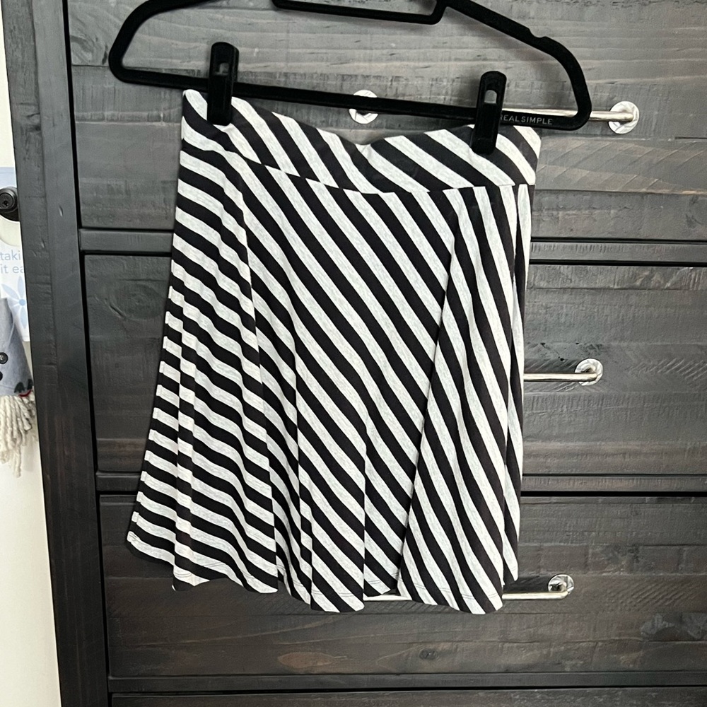 Caslon Skirt. Small.